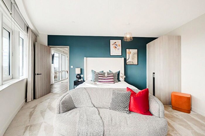 1 Bedroom Apartment For Sale In Consort Place, Manilla Street, London, E14