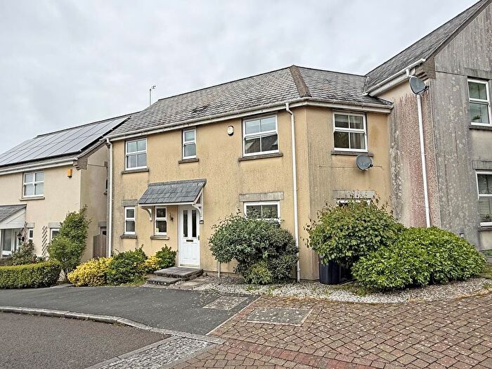 3 Bedroom Terraced House For Sale In Ramsey Gardens, Manadon Park, Plymouth, PL5