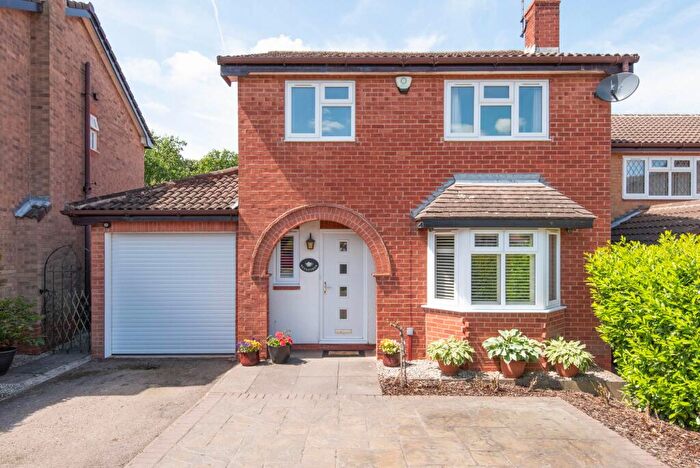 4 Bedroom Detached House For Sale In Stanwood Drive, Walton, S42
