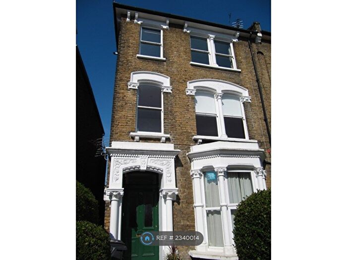 2 Bedroom Flat To Rent In Upper Tollington Park, London, N4