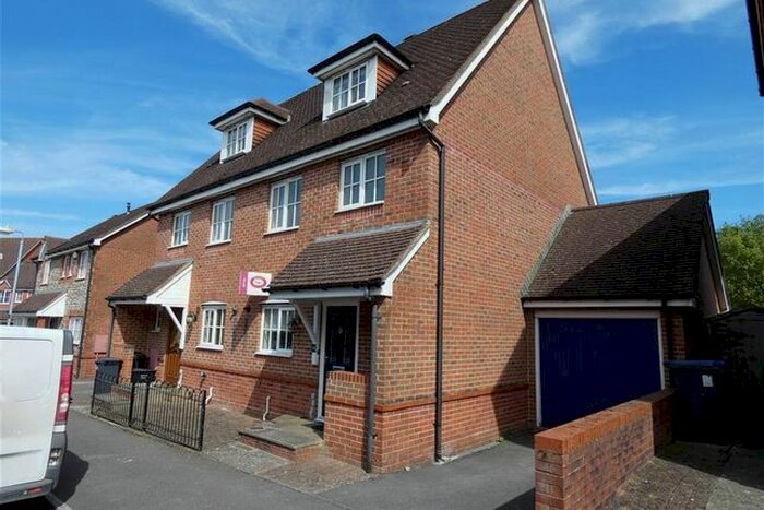 3 Bedroom Property To Rent In Pointers Way, Amesbury, Wiltshire, SP4