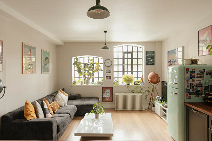 2 Bedroom Flat For Sale In Godman Road, Peckham, SE15