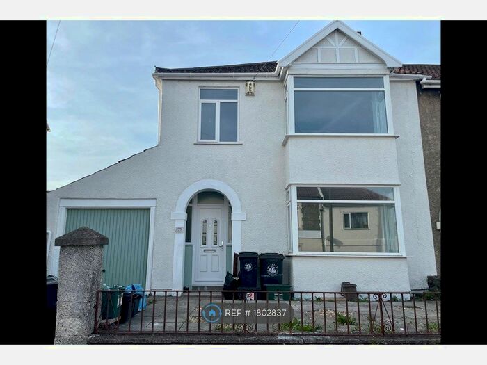 4 Bedroom Semi-Detached House To Rent In Bell Hill Road, Bristol, BS5