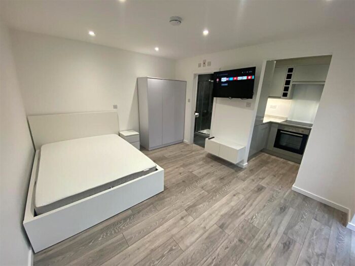 Studio To Rent In Oxford Road, Reading, RG30