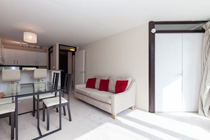 1 Bedroom Flat To Rent In Thackley End, Oxford, OX2