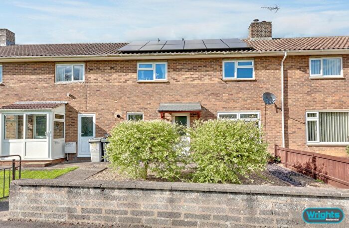 3 Bedroom Terraced House For Sale In Almond Grove, Trowbridge, BA14