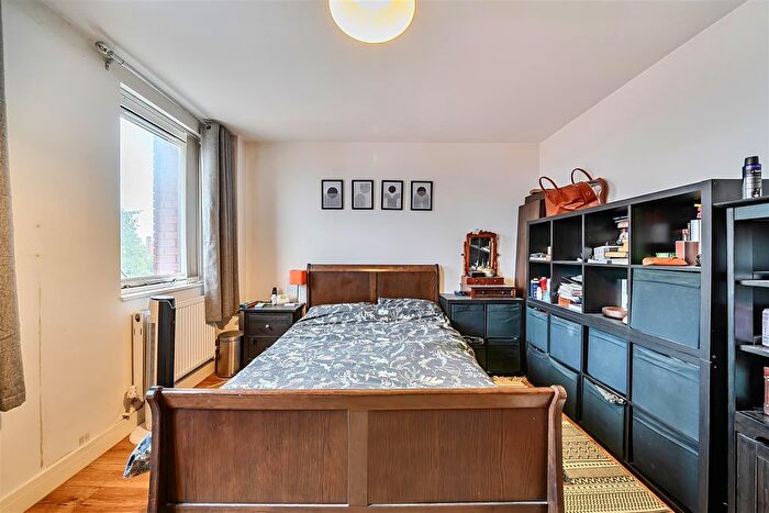1 Bedroom Flat For Sale In Crimson Court, Uxbridge Road, Hillingdon, UB10