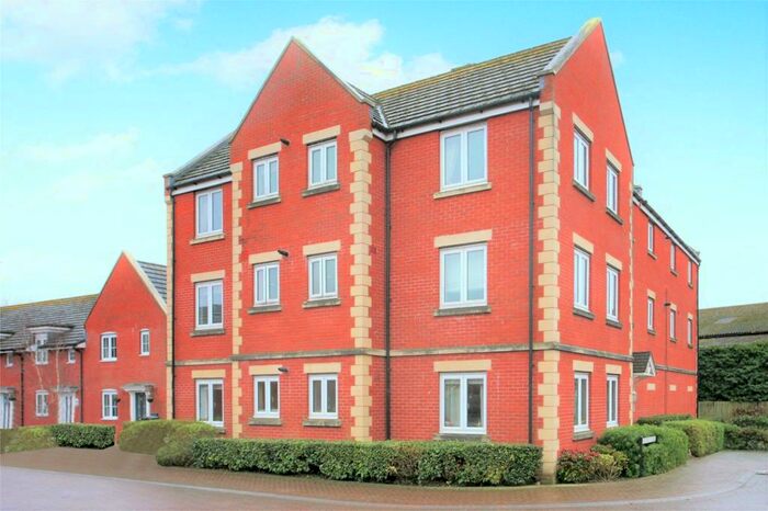 2 Bedroom Apartment To Rent In Combe Walk, Devizes, Wiltshire, SN10