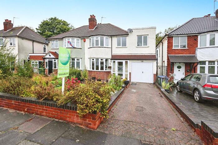 3 Bedroom Semi-Detached House For Sale In Coronation Road, Great Barr, Birmingham, B43