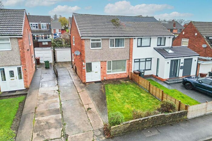 3 Bedroom Semi-Detached House For Sale In Linton Drive, Alwoodley, Leeds, LS17