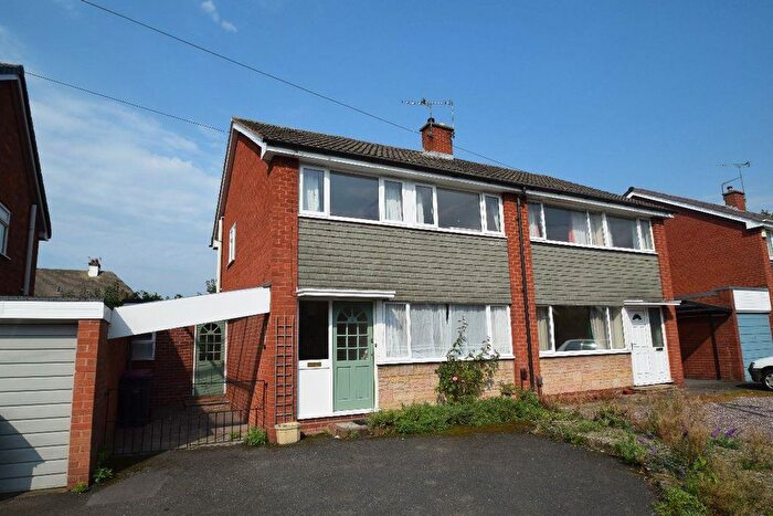 4 Bedroom Semi-Detached House To Rent In Chetwynd Grove, Newport, TF10