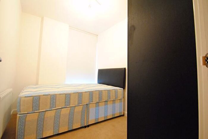 2 Bedroom Flat To Rent In . Barge Walk, Greenwich, London, SE10