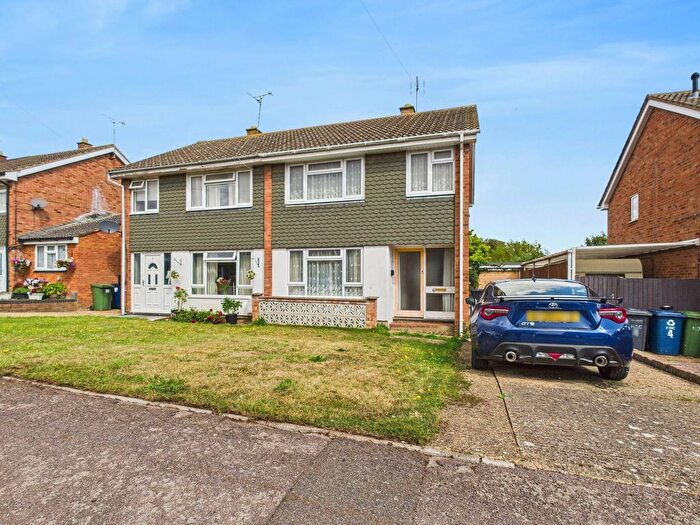 3 Bedroom Semi-detached House For Sale In Pound Road, Bury, Cambridgeshire., PE26