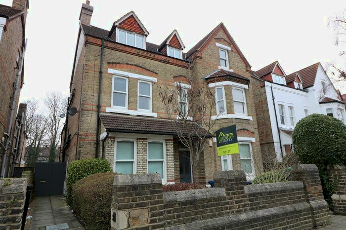 Studio To Rent In Grange Park, Ealing, London., W5