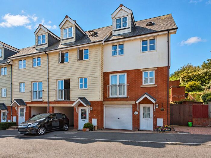 4 Bedroom End Of Terrace House For Sale In Lorna Doone, Watchet, TA23