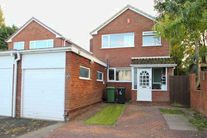 3 Bedroom Detached House To Rent In Birch Drive, Halesowen, West Midlands, B62