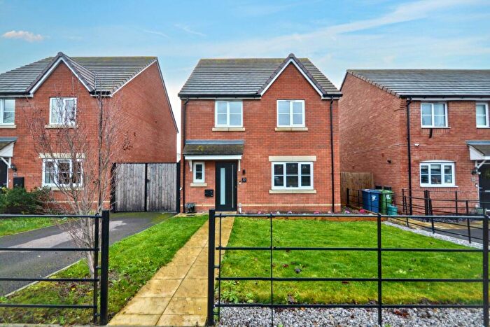 4 Bedroom Detached House For Sale In Ashton Crescent, Tewkesbury, Gloucestershire, GL20