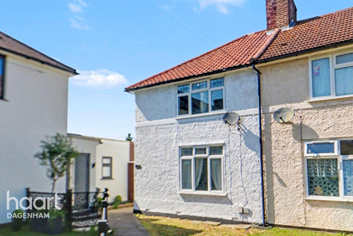 2 Bedroom End Of Terrace House For Sale In Thompson Road, Dagenham, RM9