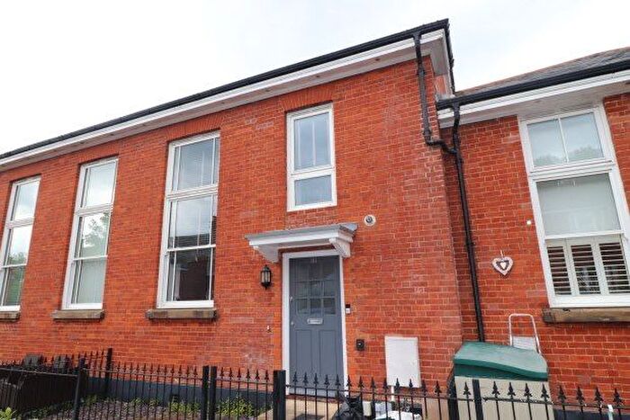 2 Bedroom Property To Rent In Kensington Way, Brentwood, CM14