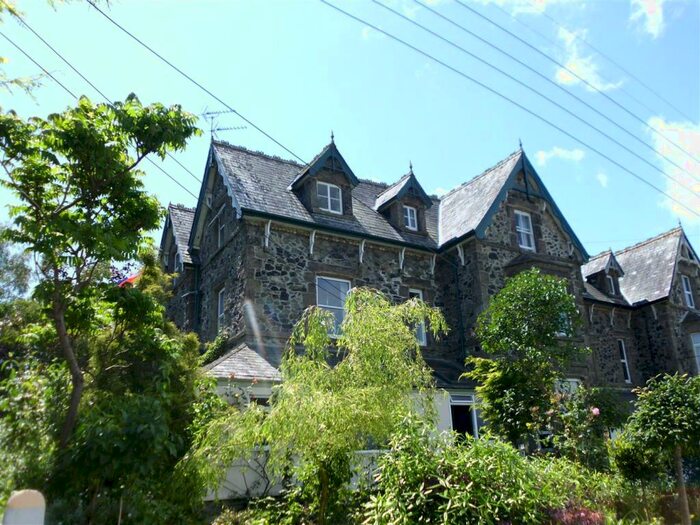 1 Bedroom Flat To Rent In Station Road, Okehampton, EX20