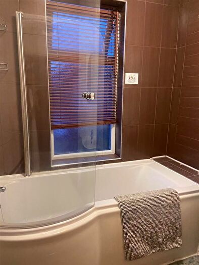 5 Bedroom Property To Rent In Wathen Road, Leamington Spa, CV32