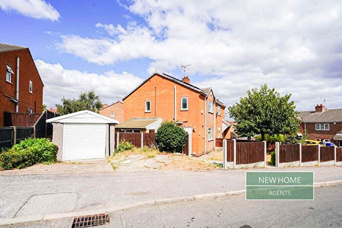3 Bedroom Semi Detached House For Sale In Romsey Place, Mansfield, Nottinghamshire, NG19