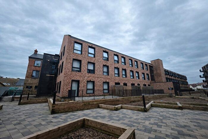 1 Bedroom Flat To Rent In Leigh Street, High Wycombe, HP11