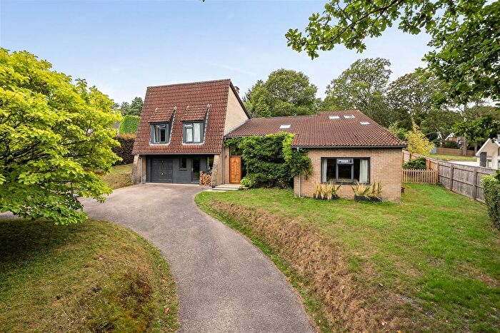 4 Bedroom Bungalow For Sale In Toadpit Lane, West Hill, Ottery St. Mary, EX11