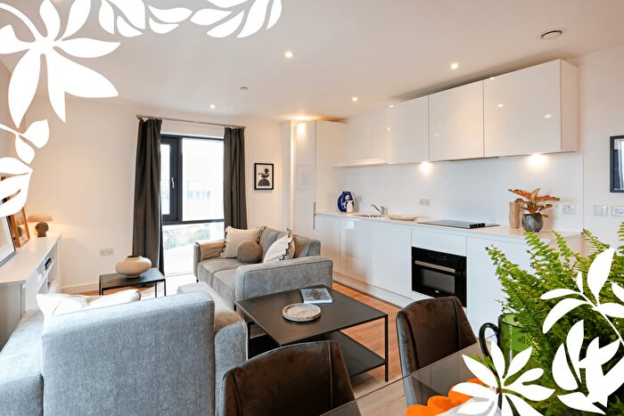 2 Bedroom Apartment To Rent In The Lansdowne, Hagley Road, Birmingham, B16