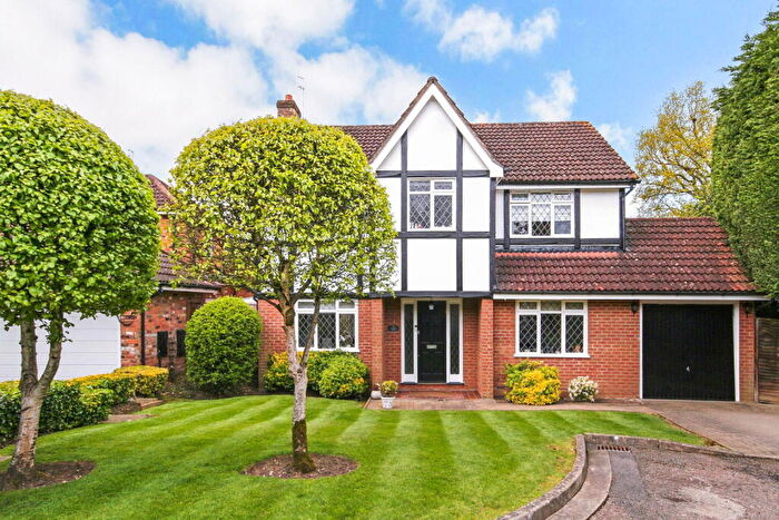 4 Bedroom Detached House For Sale In Northwood, HA6