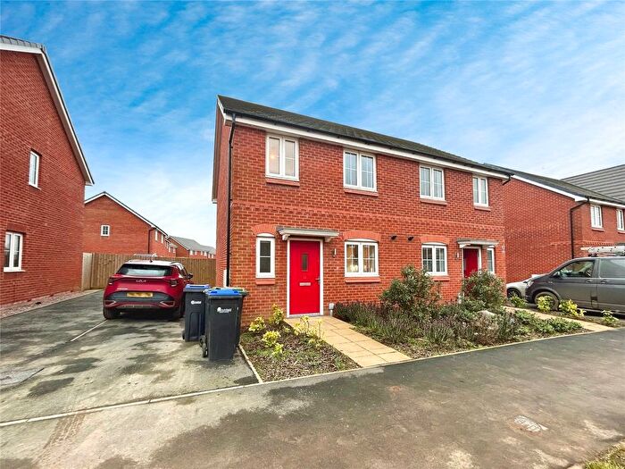 3 Bedroom Semi-Detached House To Rent In Butterworth Road, Sutton-In-Ashfield, Nottinghamshire, NG17