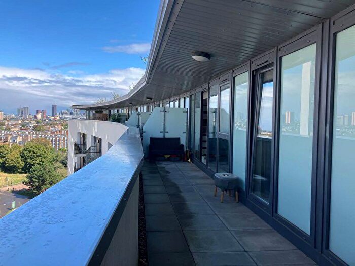 2 Bedroom Penthouse For Sale In Palmers Road, Bethnal Green, E2