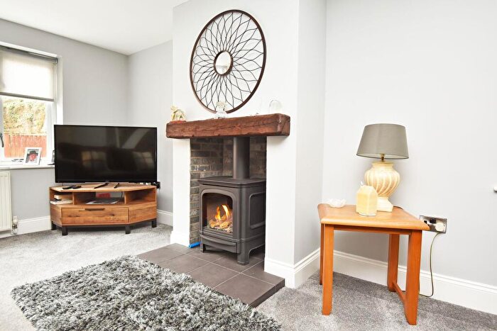 3 Bedroom Terraced House For Sale In High Bridge Court, Waterside, Knaresborough, HG5