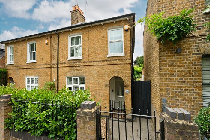 3 Bedroom Semi-Detached House For Sale In Hanger Hill, Weybridge, Surrey, KT13