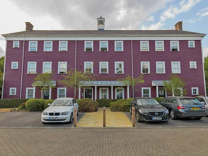 2 Bedroom Property To Rent In Green Lane, Worcester Park, KT4