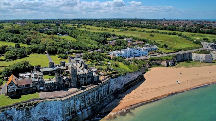 2 Bedroom Flat To Rent In Joss Gap Road, Broadstairs, CT10