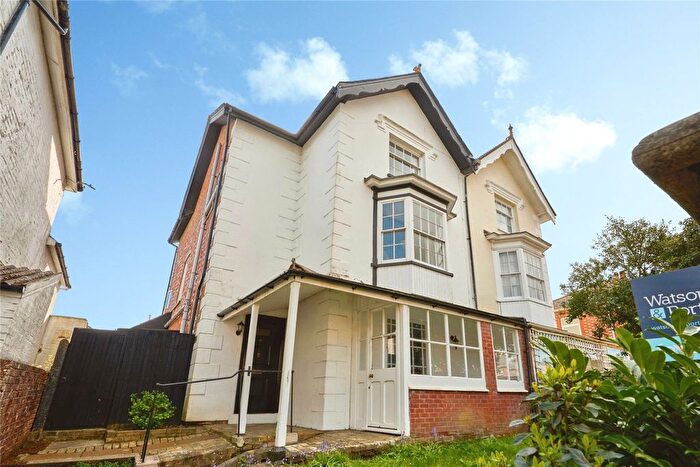 5 Bedroom Semi Detached House For Sale In St. Johns Road, Newport, Isle Of Wight, PO30