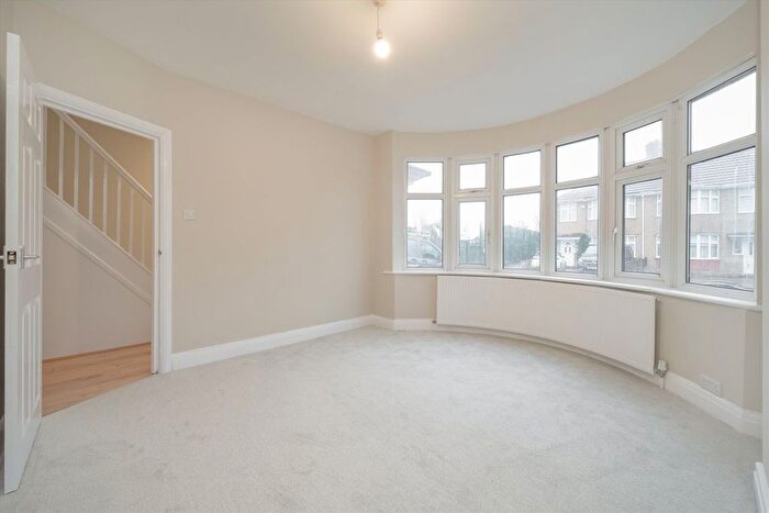 3 Bedroom Property To Rent In D'arcy Gardens, Harrow, HA3