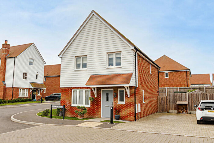 3 Bedroom Detached House For Sale In Willow Drive, Littlebourne, Canterbury, CT3