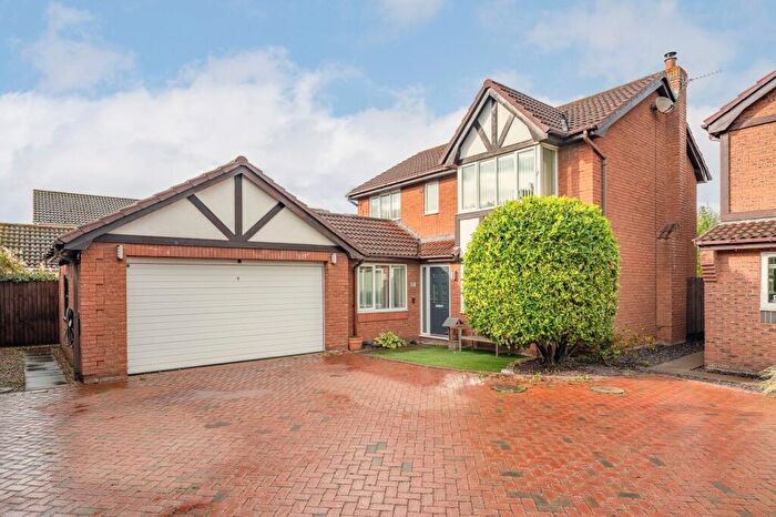 4 Bedroom Detached House For Sale In Ffordd Parc Castell, Bodelwyddan, LL18