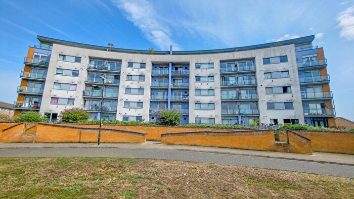 2 Bedroom Flat For Sale In Tideslea Path, West Thamesmead, London, SE28