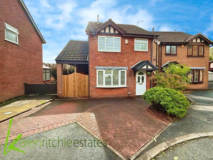 3 Bedroom Detached House For Sale In Cringle Close, Bolton, BL3