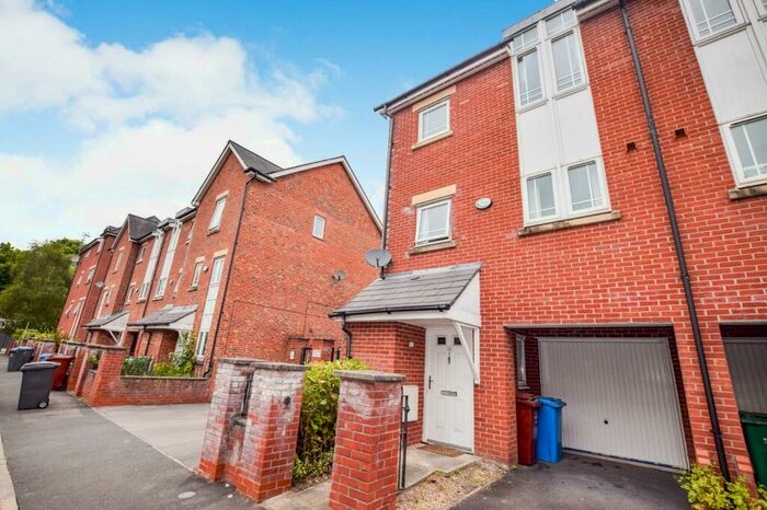 3 Bedroom House To Rent In Mackworth Street, Hulme, Manchester, M15