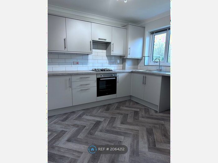 1 Bedroom Flat To Rent In Smithy Lane, Skelmanthorpe, Huddersfield, HD8