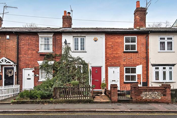 2 Bedroom Terraced House To Rent In Waterside, Chesham, HP5
