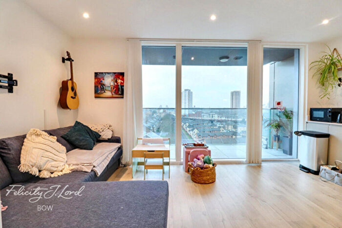 2 Bedroom Apartment To Rent In Corsican Square, London, E3