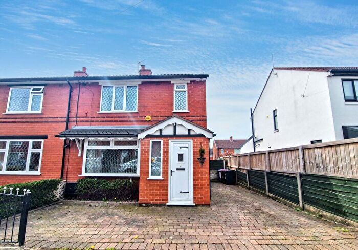 2 Bedroom Terraced House To Rent In Bowker Street, Worsley, M28