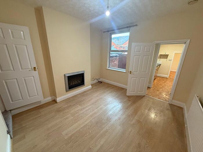 2 Bedroom Terraced House To Rent In Mornington Street, Leicester, LE5