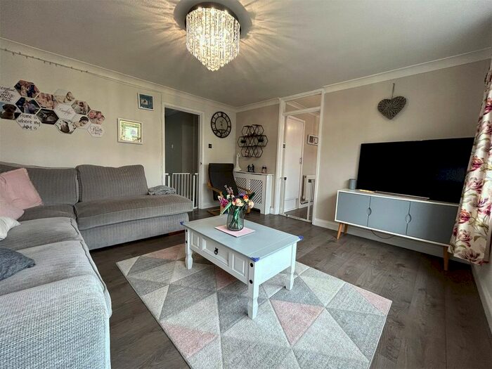 3 Bedroom Terraced House To Rent In Aysgarth, Bracknell, Berkshire, RG12