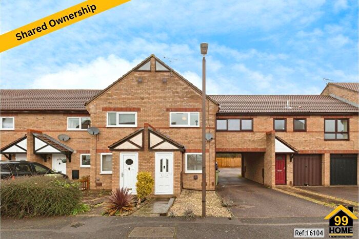 2 Bedroom Terraced House For Sale In Wilsley Pound, Milton Keynes, MK7